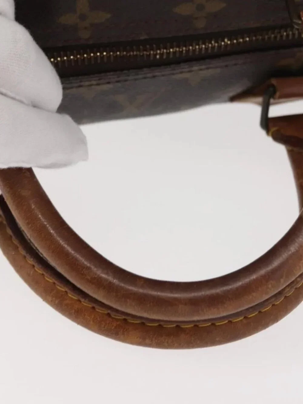 LOUIS VUITTON Monogram Speedy 40 Hand Bag - Picture 9 of 16